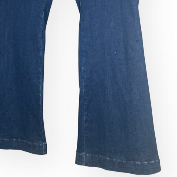 New $228 FRAME D-Belt High Waist Flare Jeans Wide Leg Denim Indigo Blue Bootcut - Picture 9 of 16